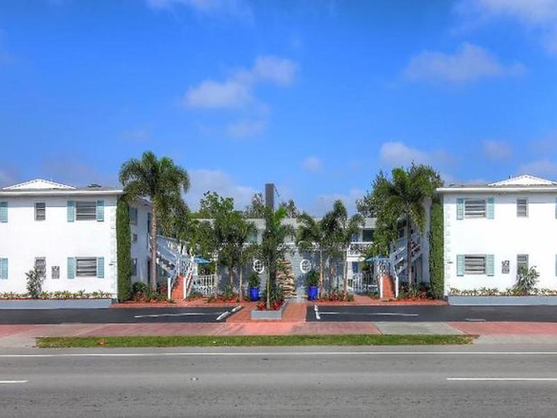 May-Dee Suites in Florida