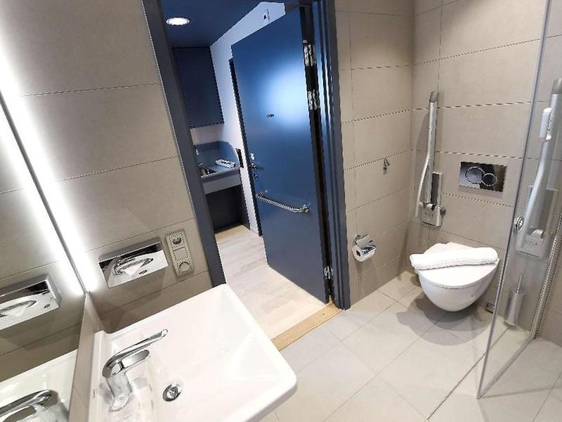 CD74D93E31590C09ECE05F8A091B78BC