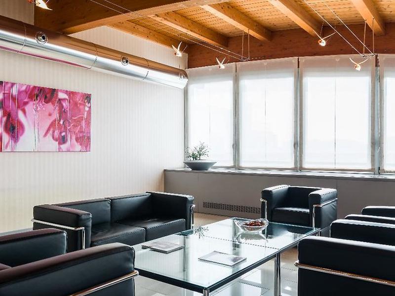 6AEE2A98A03316417C7F3489C5F4C69E