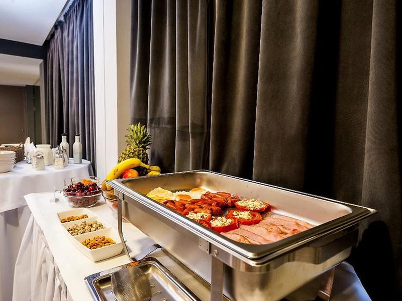 AA8F4E1491D5980AECBDA12B66B9653D