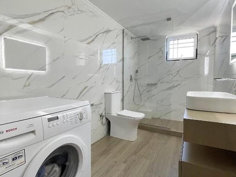 0D19A8ED4B2E8D6DDA4DBF3F330B479B