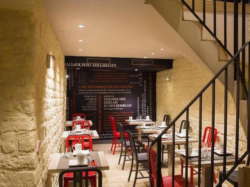 150619630F4308A5E84E916B4570D871