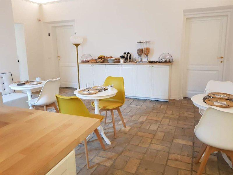 66EF957DA3971A601850F1E42C17182F