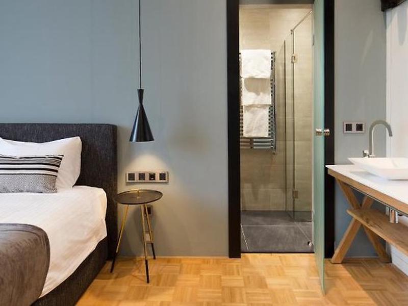 3E4C070D1A69E3F47C0BBA3F5F74B8ED