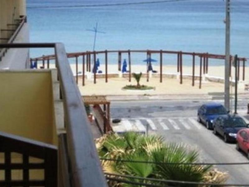 4F5EE532C71C1893ACB7499226135CA3