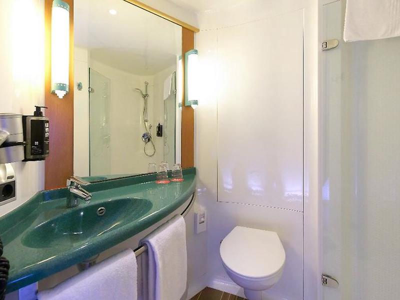 50522C6253F2200C3CF8ECEBEC2AD098