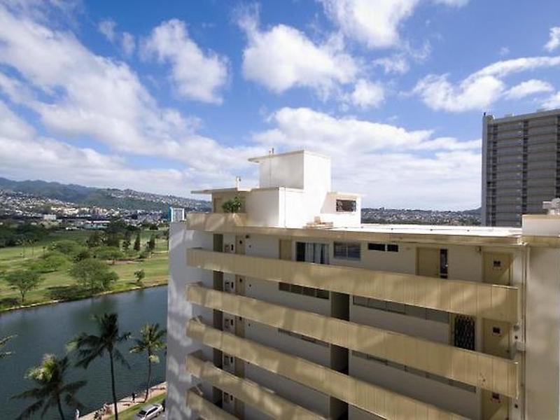 9884AF7A081AA296E8146936D4FA3868