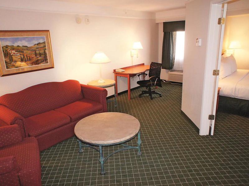 B5F0B45DDD84C16B2AFF2DE00026AD8B