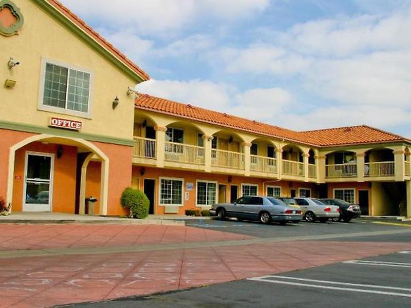 6C5BD1BF6B2EE6A913393D134C570A93