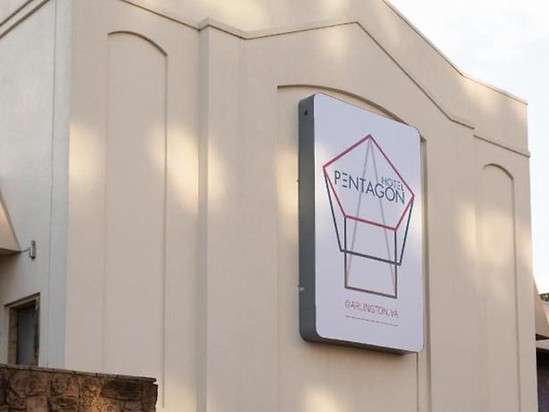 2F67A049138382F7A7A54E55531112E1