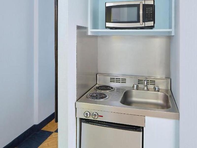 B2F44D2C2B50349FC1DE9975E05C4199