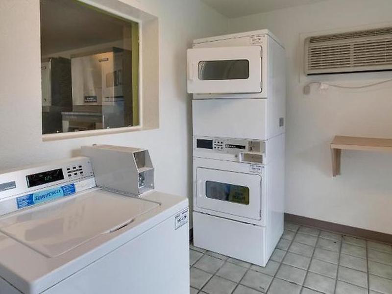 Motel 6 Kissimmee, FL - Orlando