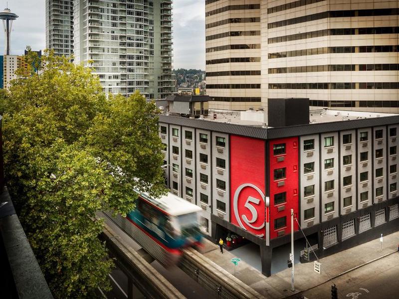 7A3FD0E47E27B69CD54E2C2F7977FE30