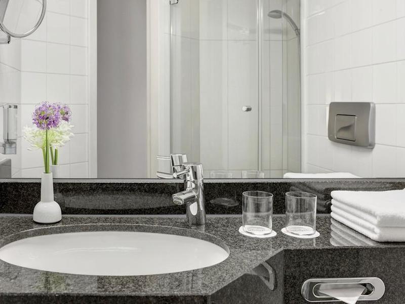 28F5B763655A6DC1F9E97D6423B50B29