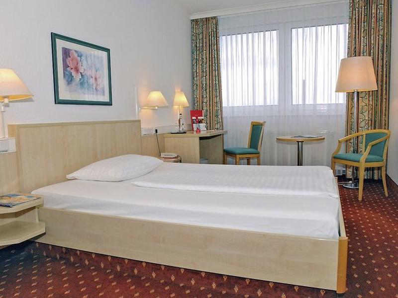 A272F95A50B9AE003F208B372EBB9FF5