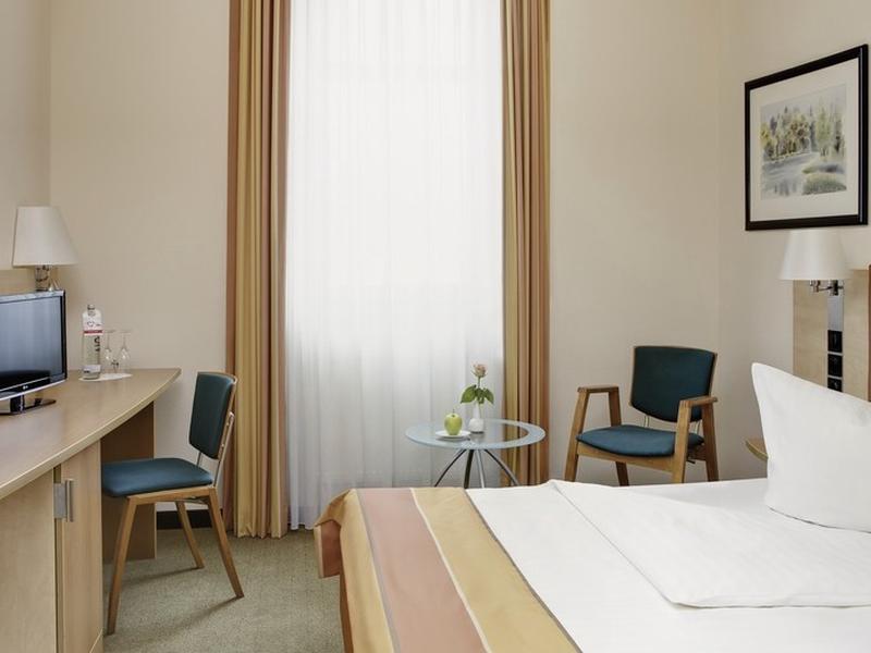 F71D63E03AAC2F16F134D38A4D58EA05