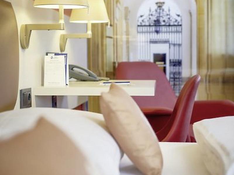 C10F815978A3566E3359651592257113