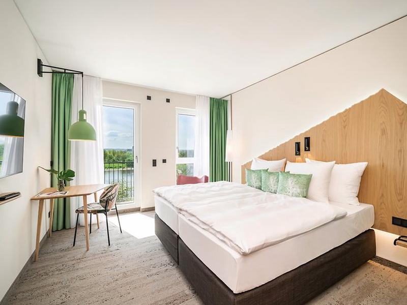 9524AE03CF2EF340C4E27D7ACA7CA193