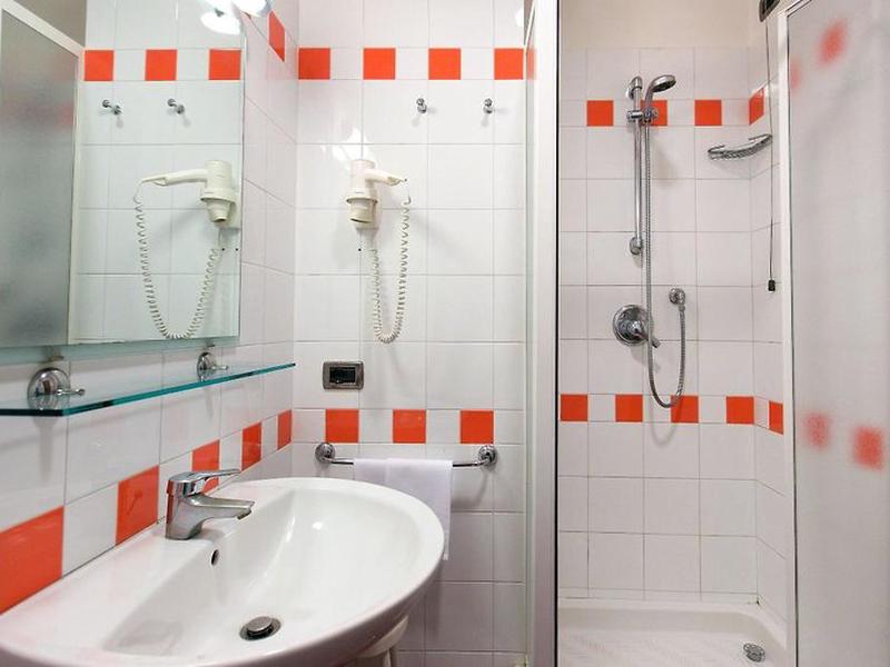 5B5C2C5D56922949E1F688B718DF3CD9