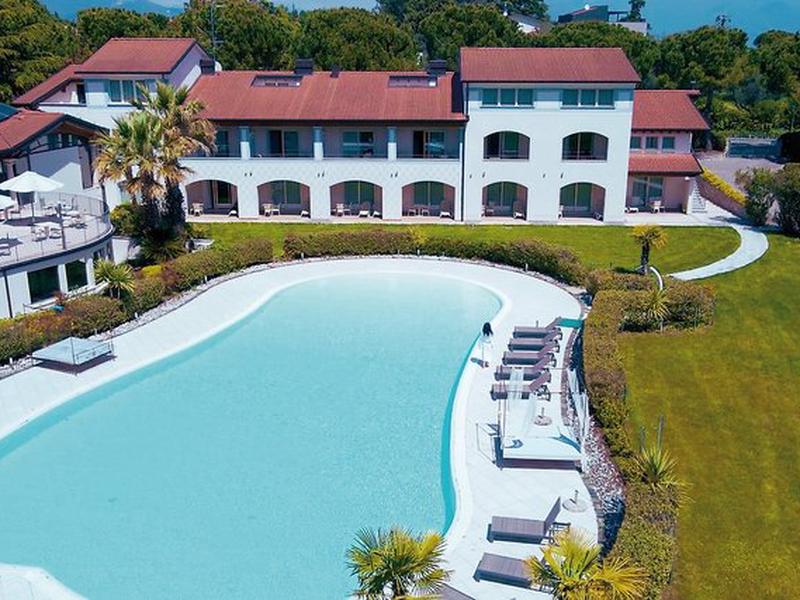 10C6D59BD14BCCDC7C3F1DC00791A4A5