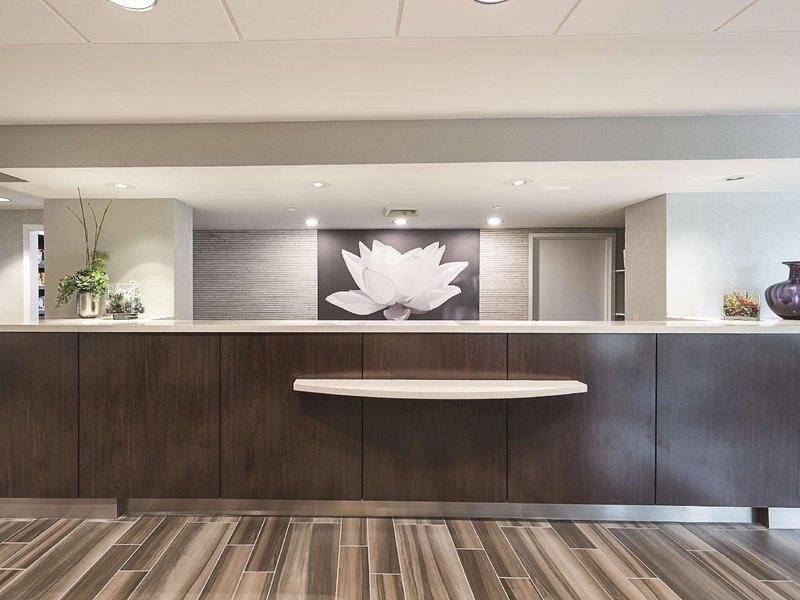 D39934C7BC6E9A0825B10A6DDB42F8D8