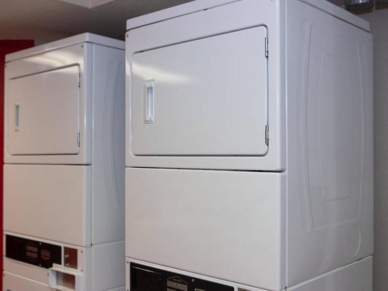 EF25F14A26936ACE56D7EB46E1B17477