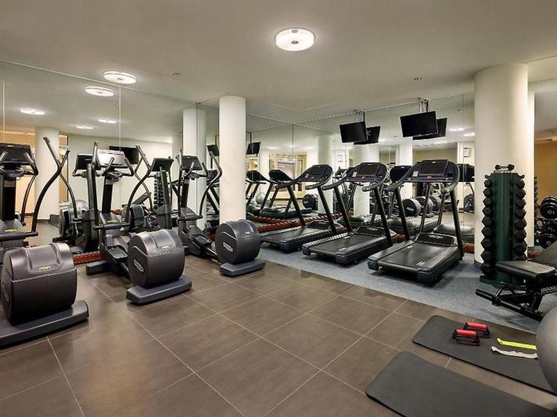 AA98D3B2A1CF14BCFF0C2E0F66B4642D