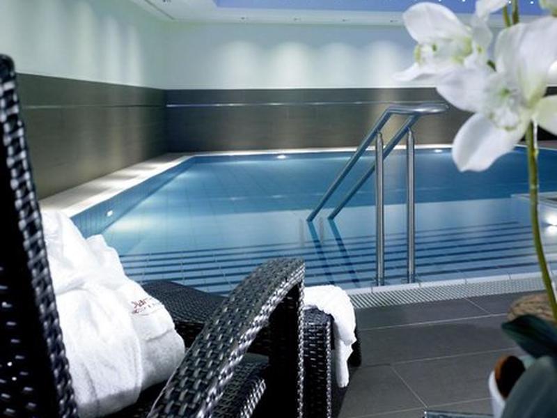 F5802B69AC68B732F6441E57FB1C954C