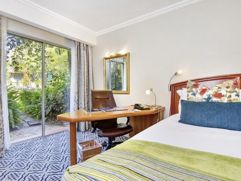 18A8481E43C7F8F26BA36D13C62E2838