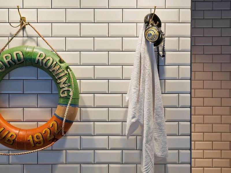 30771AF4102241FD4781DCB0C30F7B9E