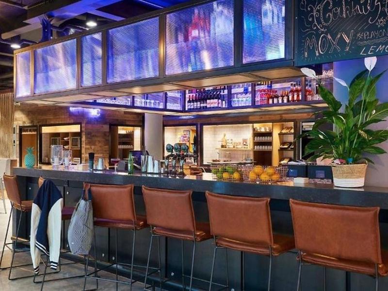 EB0005831DF667AD7541B6FABEF8BFB9