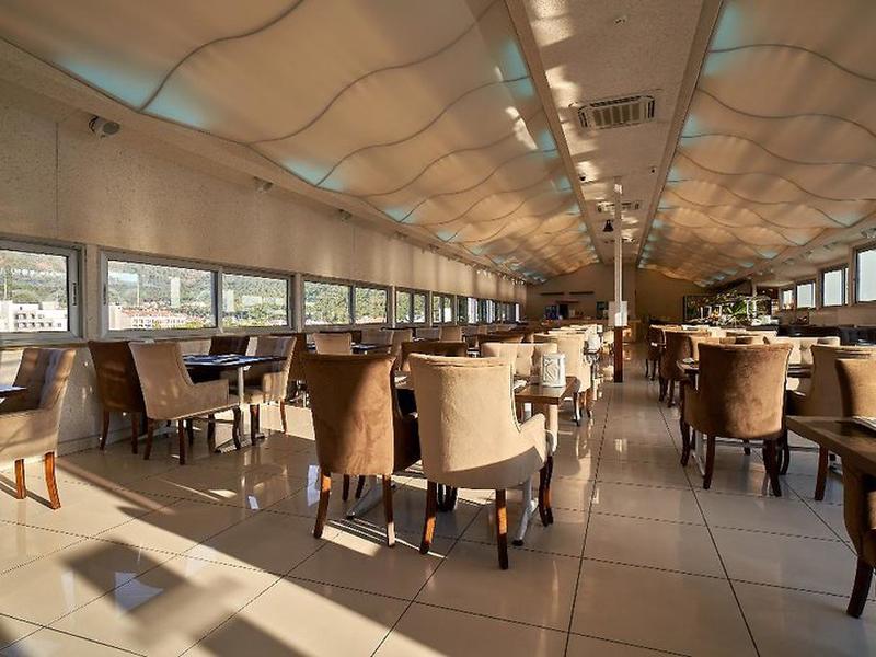 03F50C1E0603BD175468AF8C0BEA0D1D