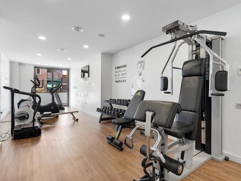 F415ABFF9CDEBE1173A4BD804024612C