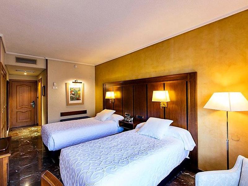 DC6DB13EF658874AA292383BB10986B0