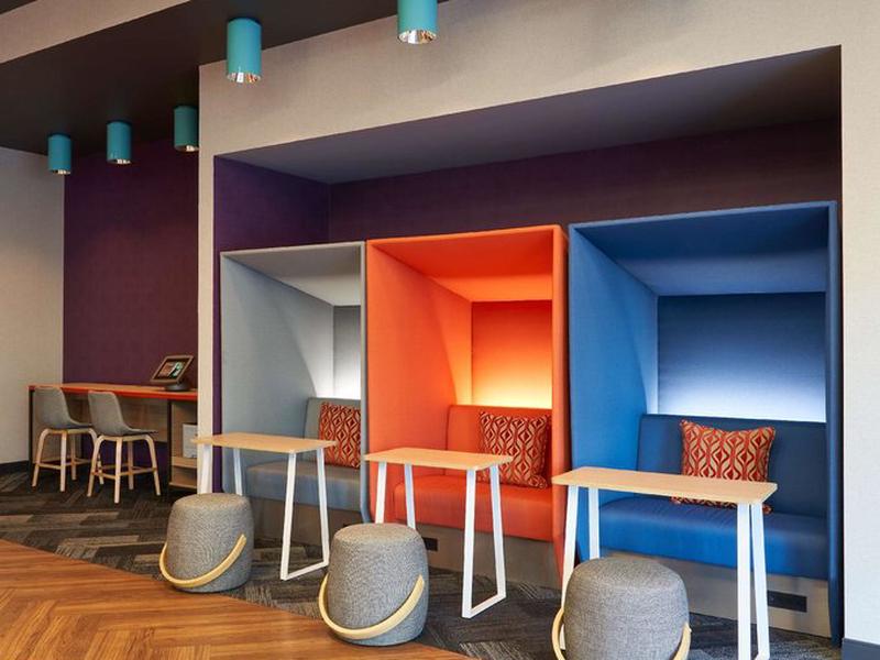 1580FE05DC94BEC5F2A5E0CC1CD9AE5A