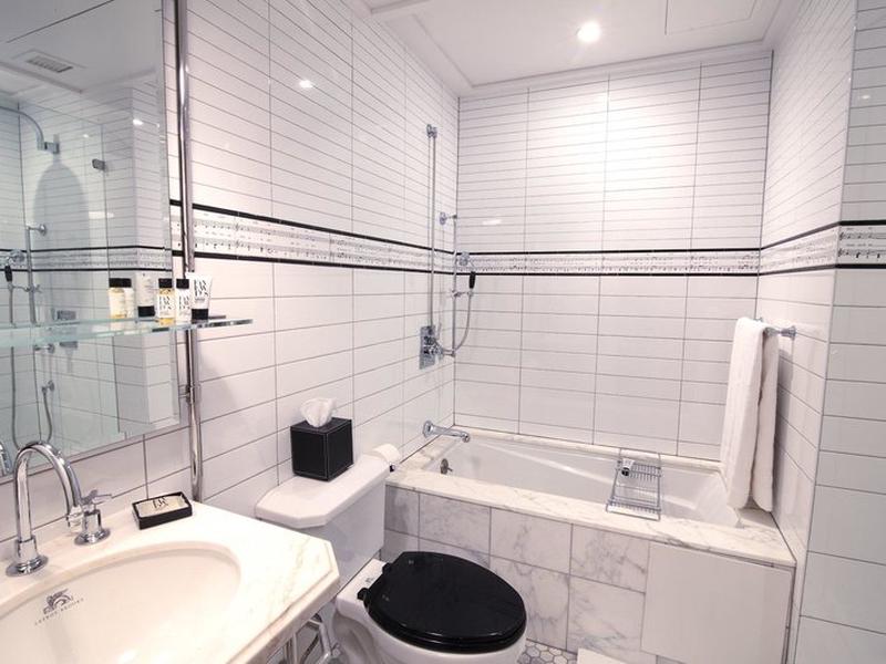 83208E15A5BC7CE19AE9E047FC93EA50