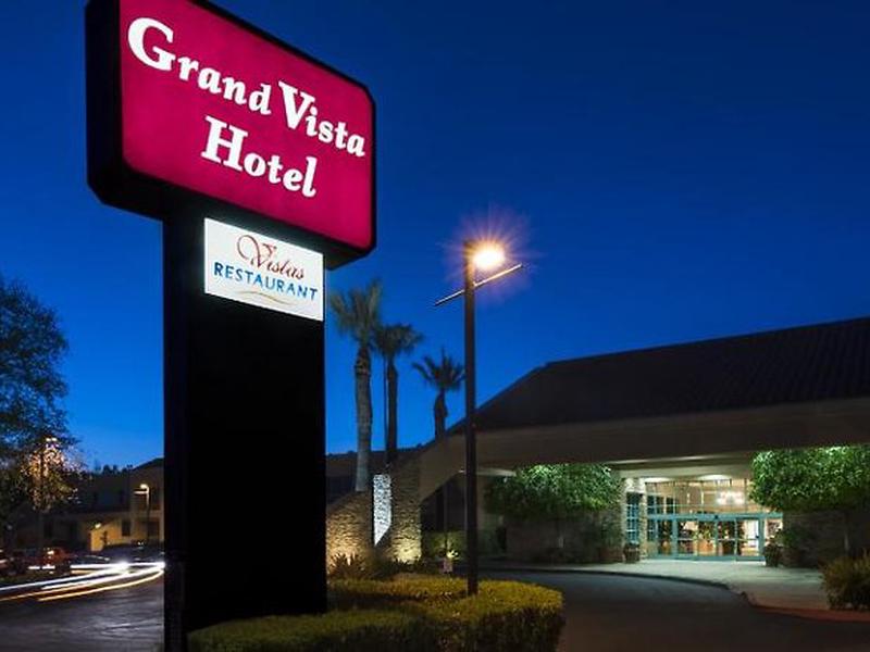 Grand Vista Hotel