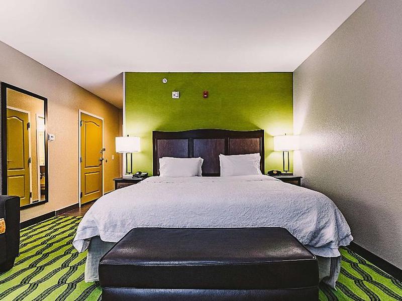 B6891A6CBDC97DDF0D20AB2C996065D5