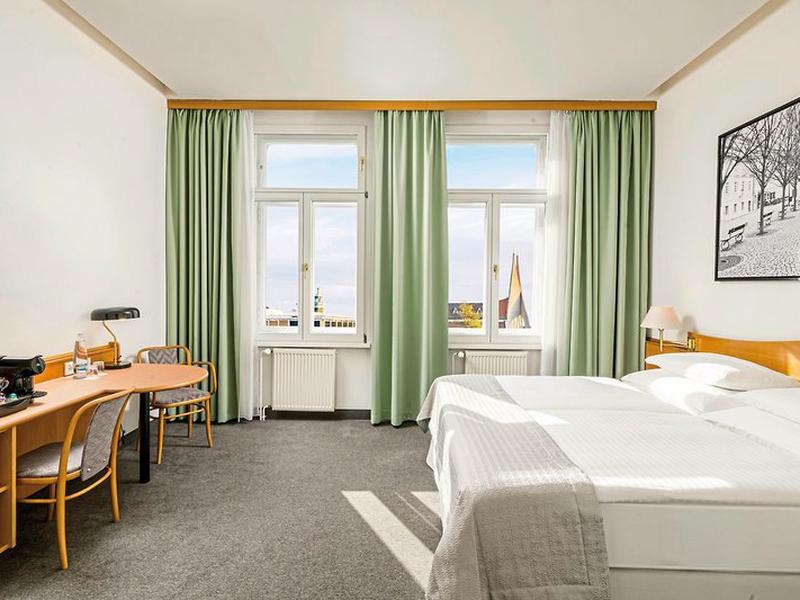 2584FCCD4F33616142FE36F93F813008