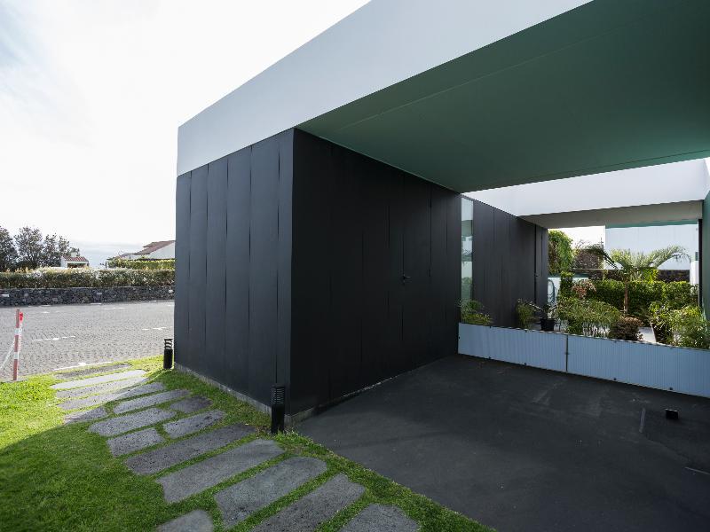 F2BB8759DAF1AD0B79ACB3C145429E7A