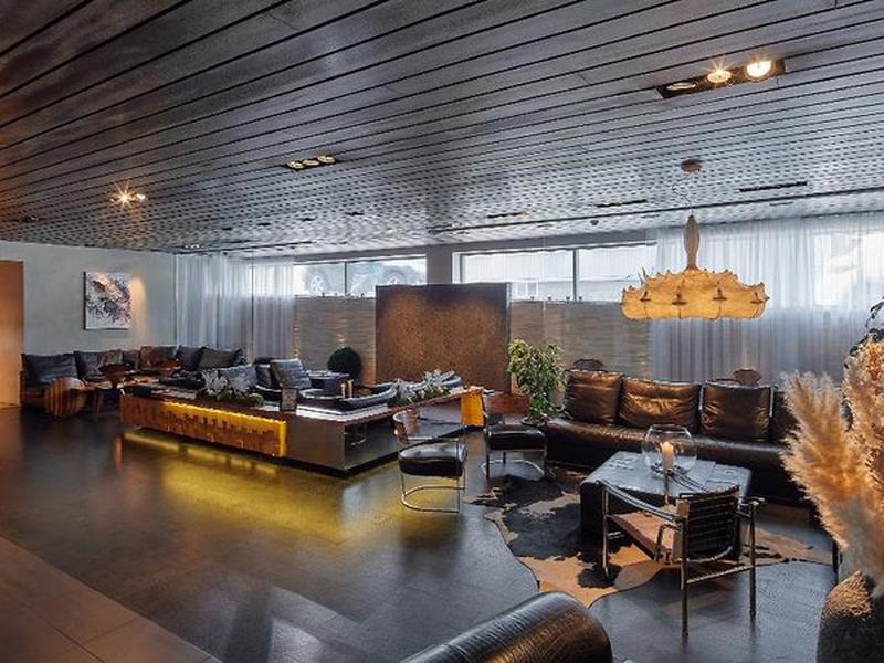 389CCD9F7C8AD3182701CB98B5F0D738