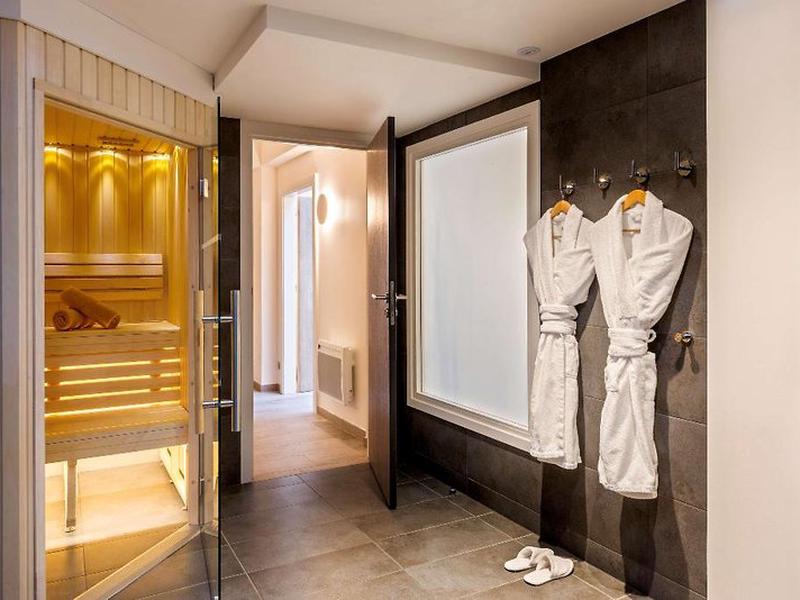 69D572C8C47EDC13D50995D965BF426A