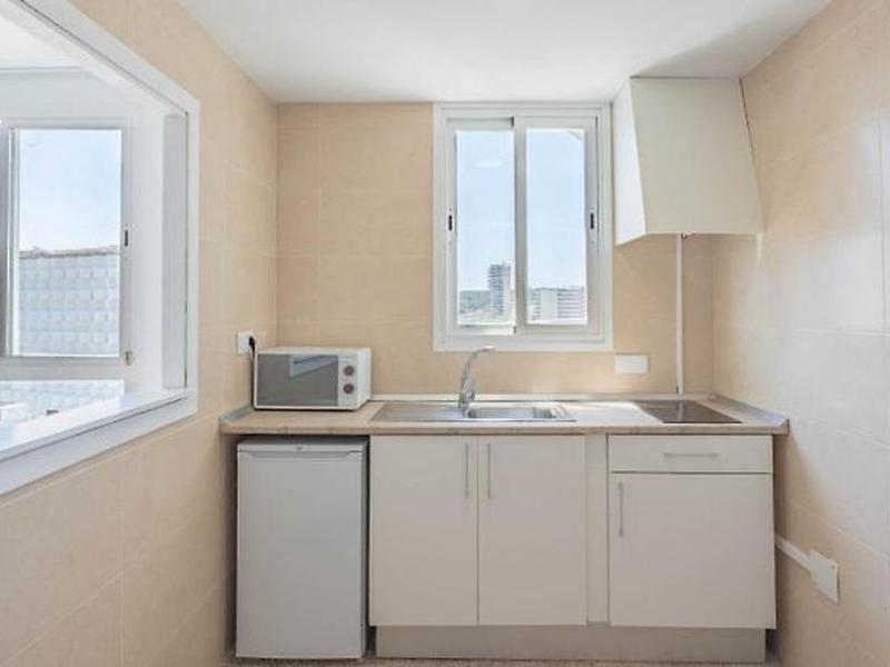 9D6EBA1D2B7D64E7EF8748B14C1BA64A