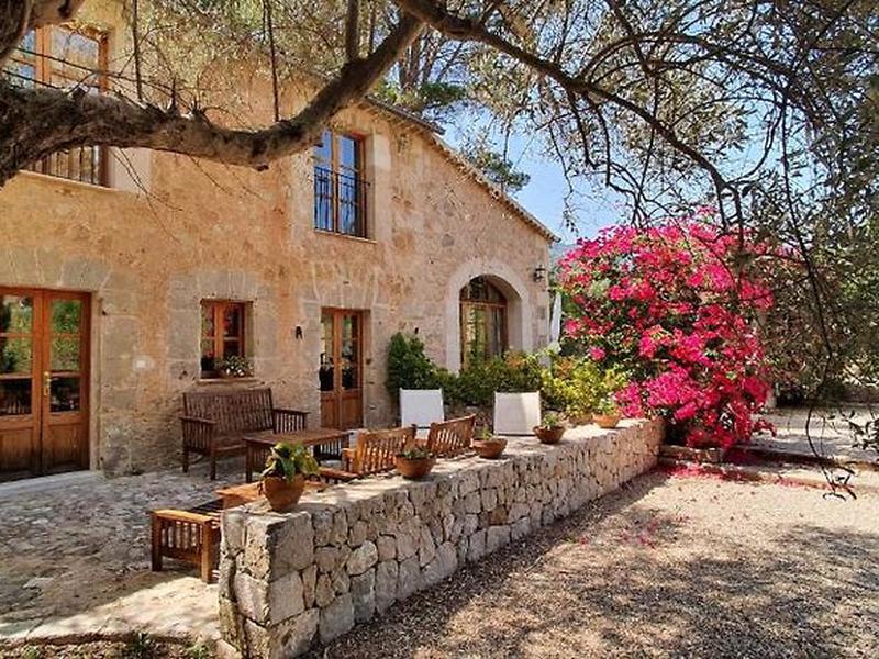 C56E6F251B43E4954C5E52BF0F8580CA