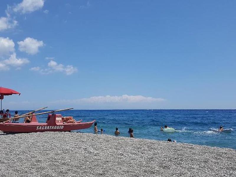 01D053C725B5D907B3695E37D3AE236E