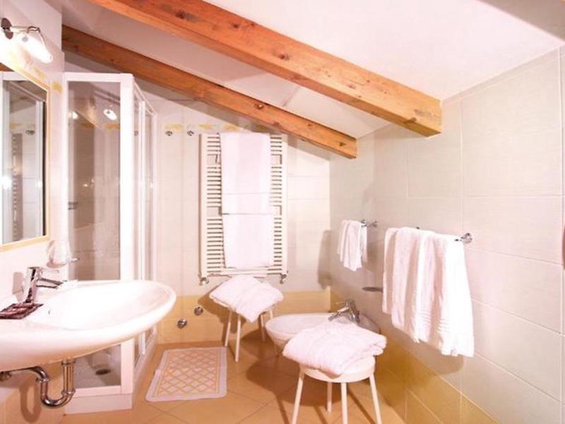 F970D679E81AB84E94109879E62C3109