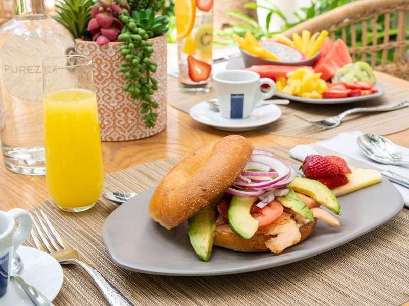 2E2AC099EAE4F56D9C420AFD165E7DA2