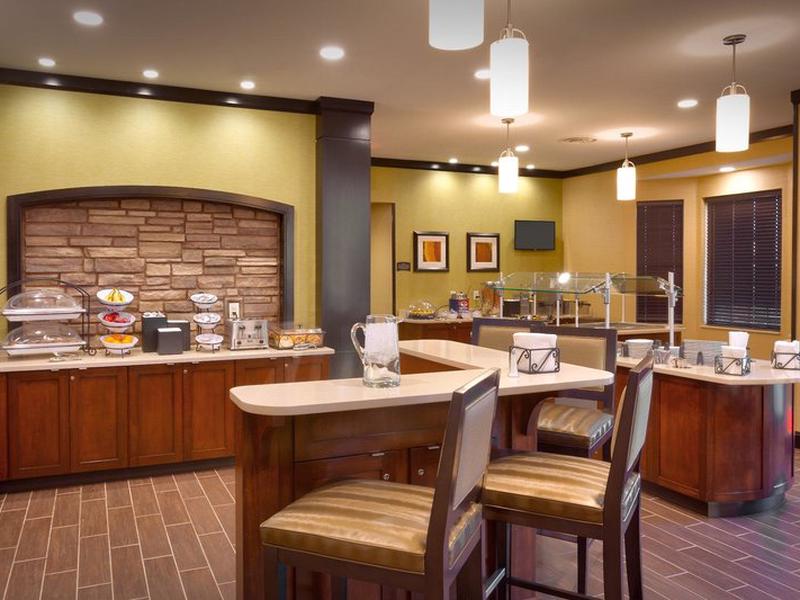 B8B0FF517D7C5B0BDC868C21D178F237