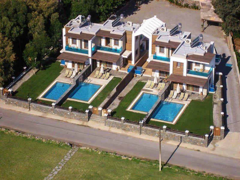 4DBADB8480358A0F778ACBEC4A3FBD45