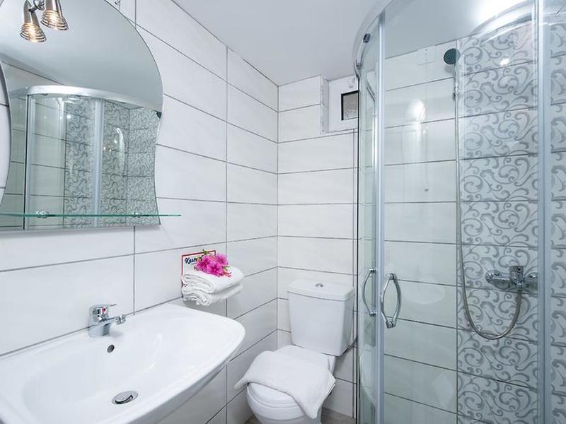 D6FAF261D82D4B6C197588DF80A6B493